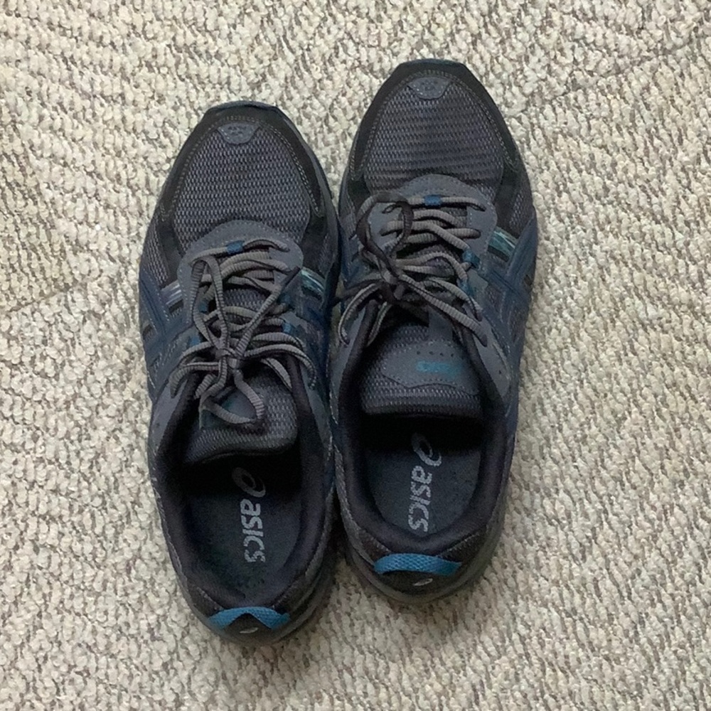 Asics tennis shoes for men